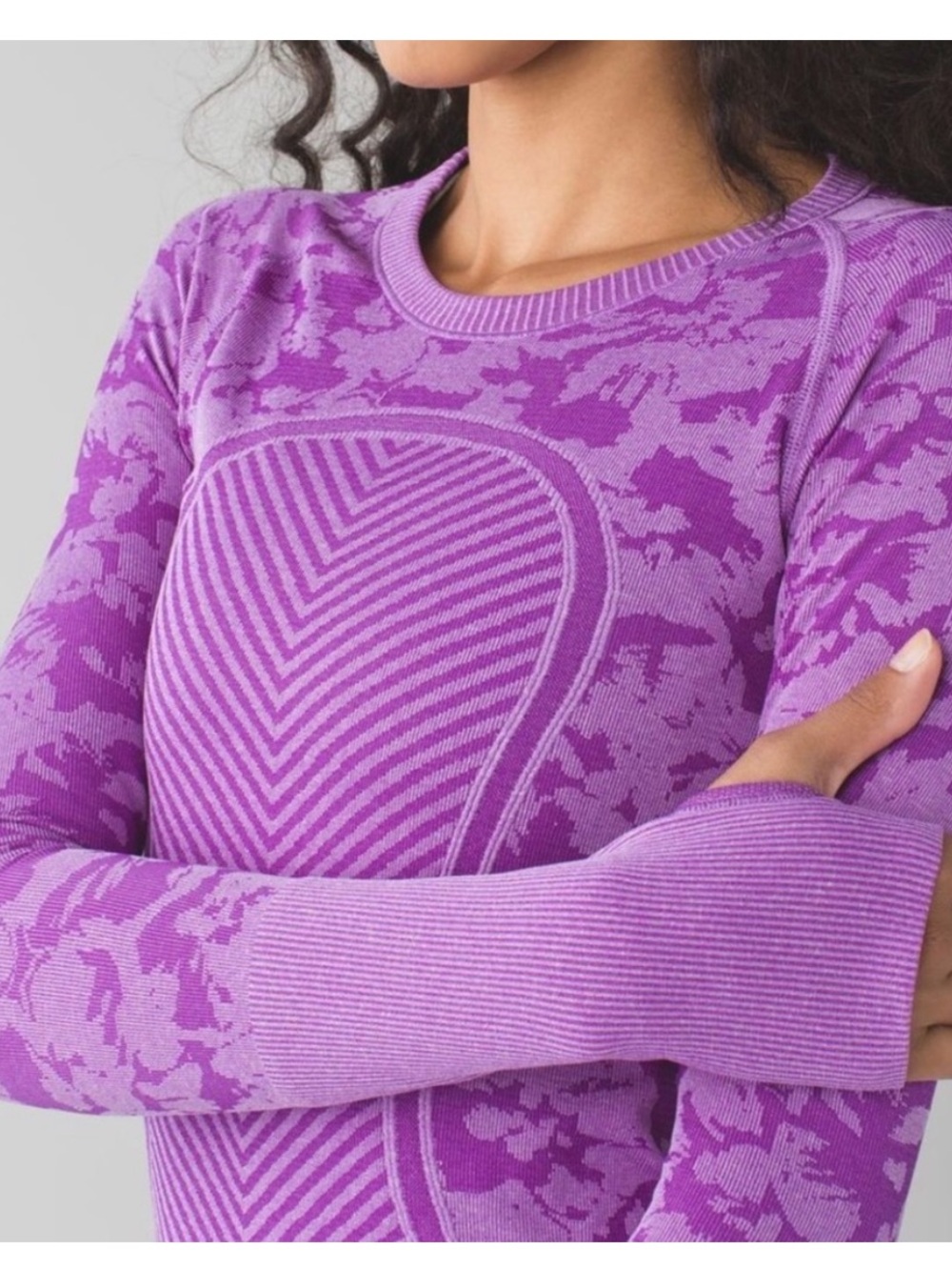 Lululemon Tender Violet Swiftly Tech Long Sleeve Shirt Crew Purple Camo Size 4 - Picture 1 of 7
